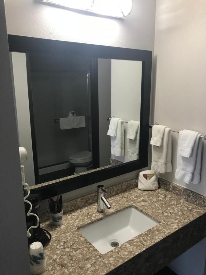 Ten Pin Inn & Suites Moses Lake Εξωτερικό φωτογραφία